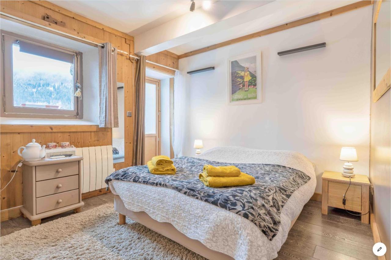 Chambre Independante Avec Salle De Bain Independante Au Rdc D Un Chalet A 25 Kms Chamonix แซ็งต์-แฌร์เวส์-เลส์-แบ็งส์ ภายนอก รูปภาพ