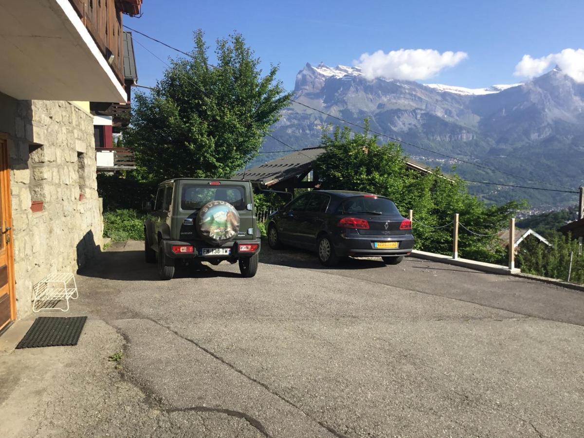 Chambre Independante Avec Salle De Bain Independante Au Rdc D Un Chalet A 25 Kms Chamonix แซ็งต์-แฌร์เวส์-เลส์-แบ็งส์ ภายนอก รูปภาพ